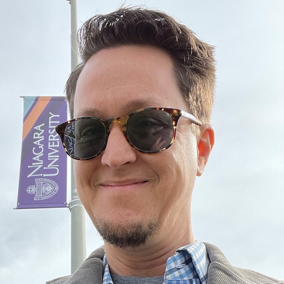 Meet your Posher, Scott - Picture 1 of 1